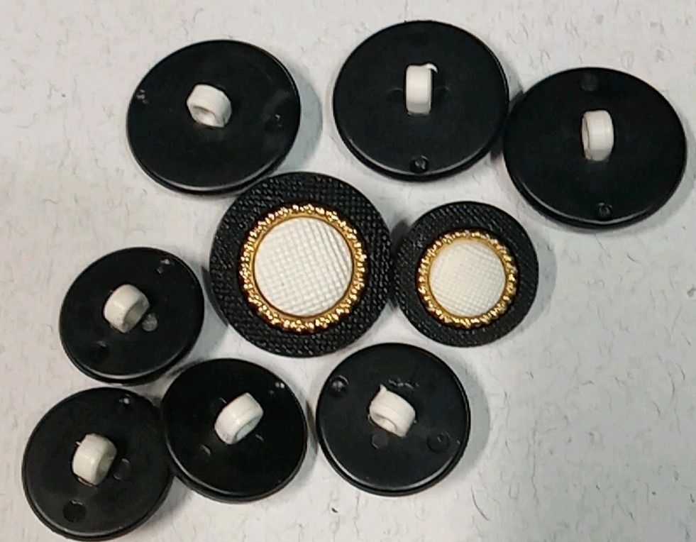9 2 Piece Black,White,Gold Plastic Buttons
