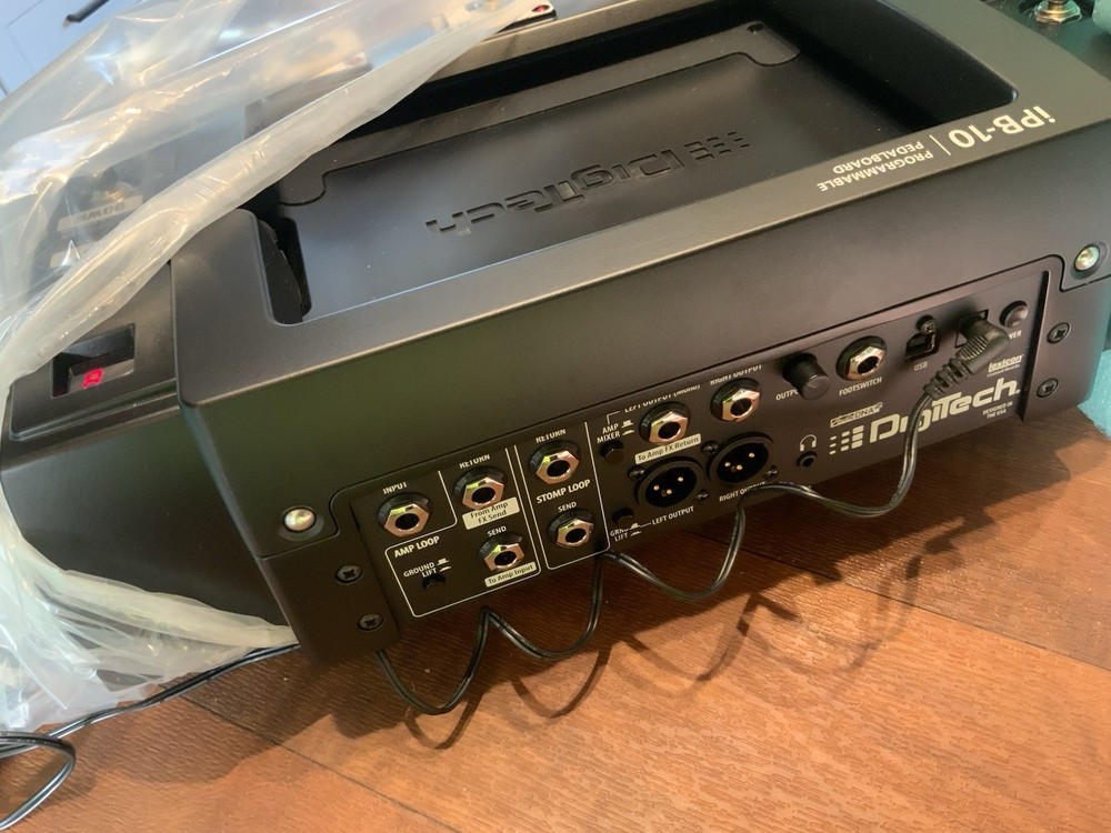 DigiTech iPB-10 PROGRAMMABLE PEDALBOARD For Guitars 20-0347-A