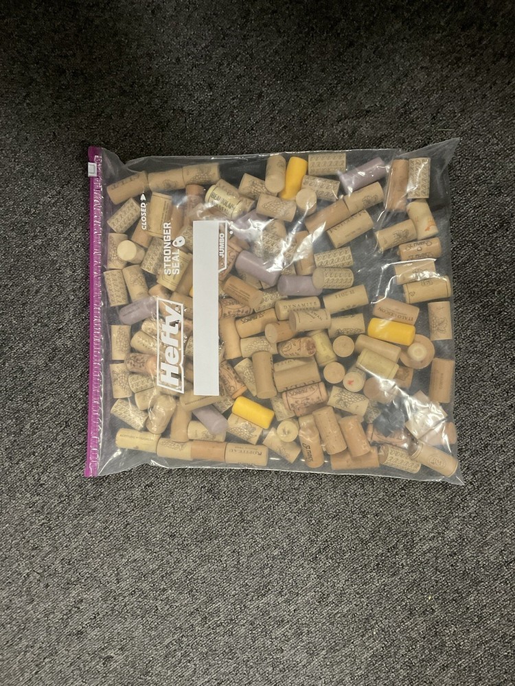 5400 Plus Wine And Champagne Corks