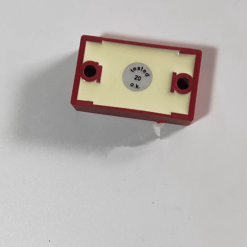 1pcs EUCHNER CES-A-BBA-071840 safety switch sensor