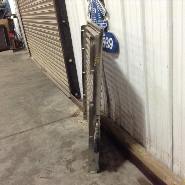 Kenworth C500 Grille - Used