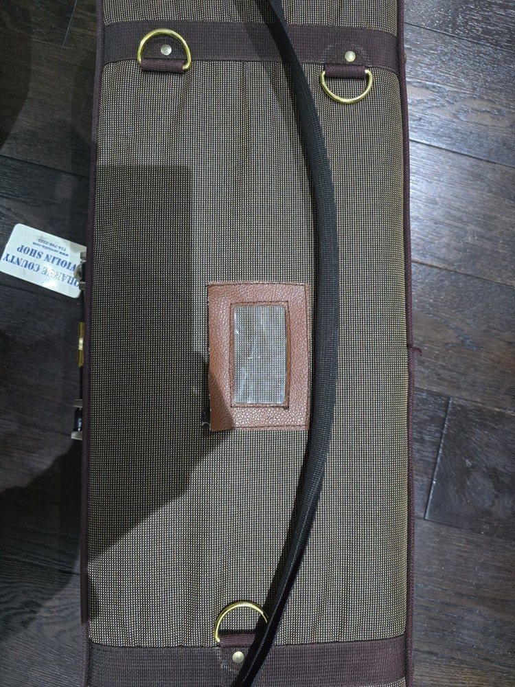 Universal 3/4 Student Violin KUN-Made in Canada