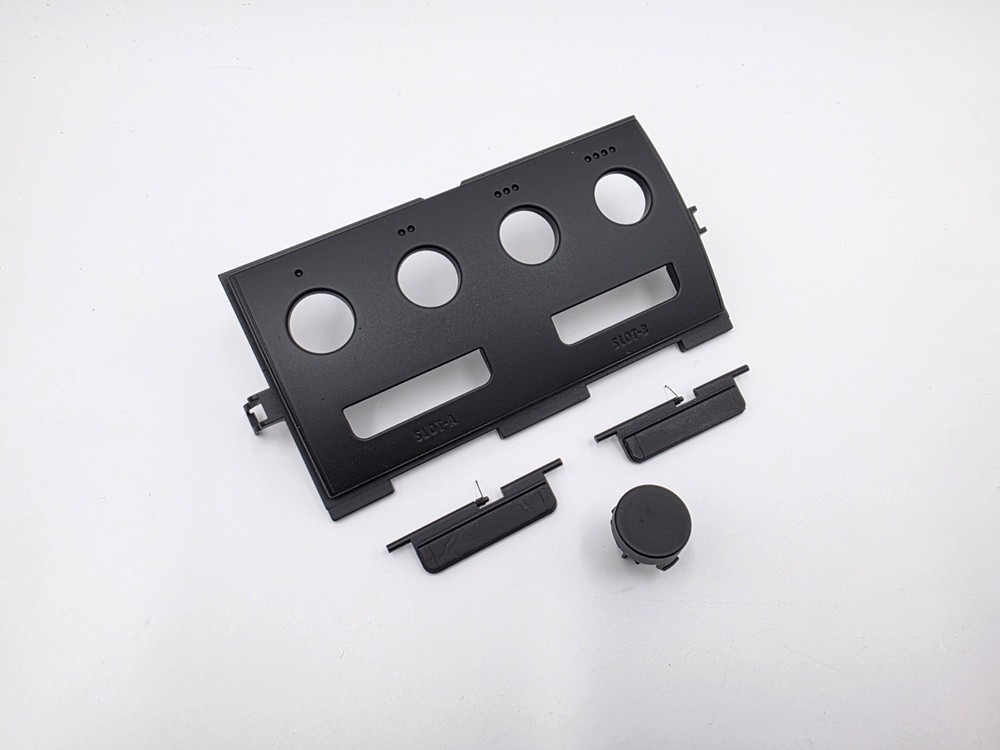 Nintendo GameCube Controller Port Faceplate Memory Card & Springs Button Painted