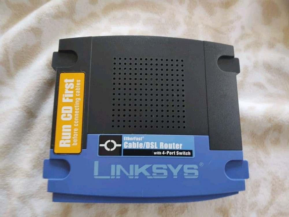 Cisco Linksys EtherFast Cable/DSL Router Switch BEFSR41  4 Port- NO Power Cord