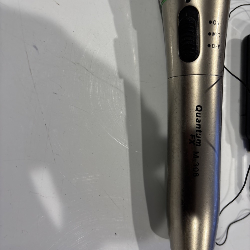 QFX M-308 Wireless Unidirectional Dynamic Professional Microphone & Receiver