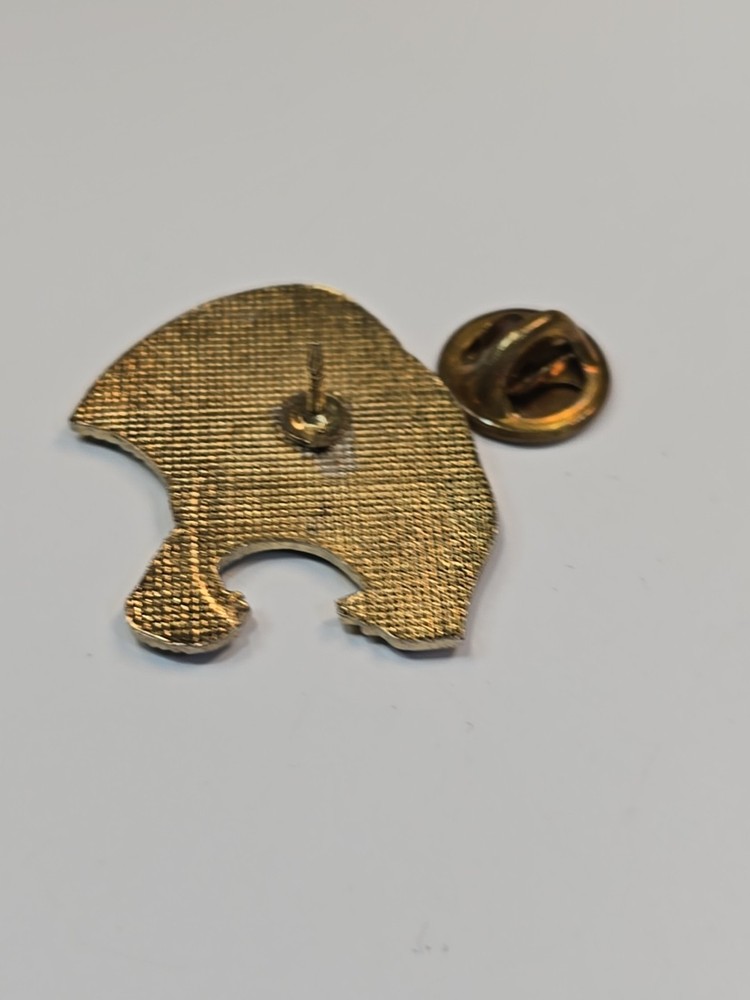 Roaring Pather Big Cat Lapel Pin