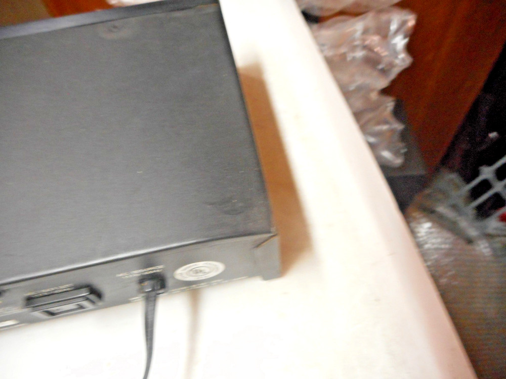 AUDIO SOURCE GRAPHIC EQUALIZER AND SPECTRUM ANALYZER MODEL EQ EIGHT SERIES II