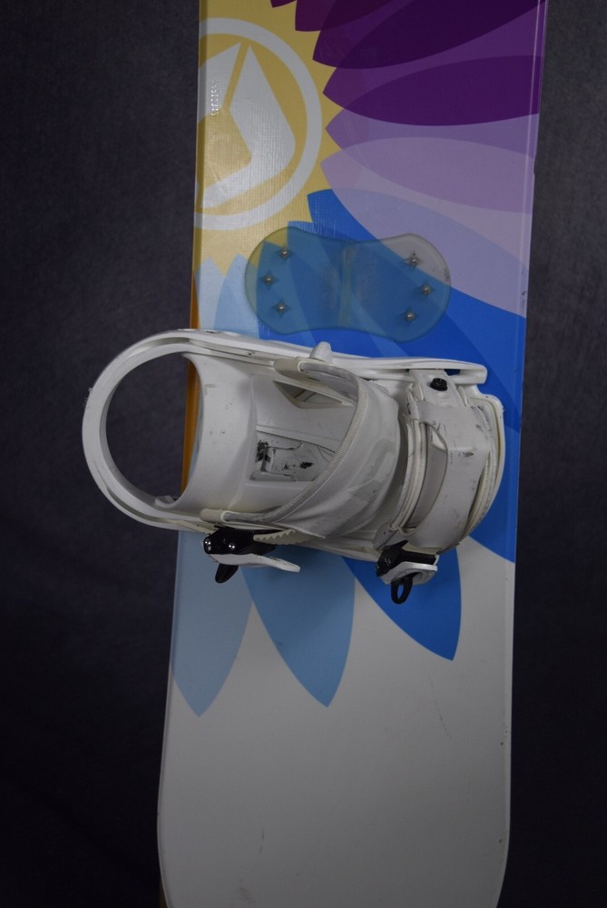 SAPIENT SNOWBOARD SIZE 145 CM WITH SAPIENT MEDIUM BINDINGS