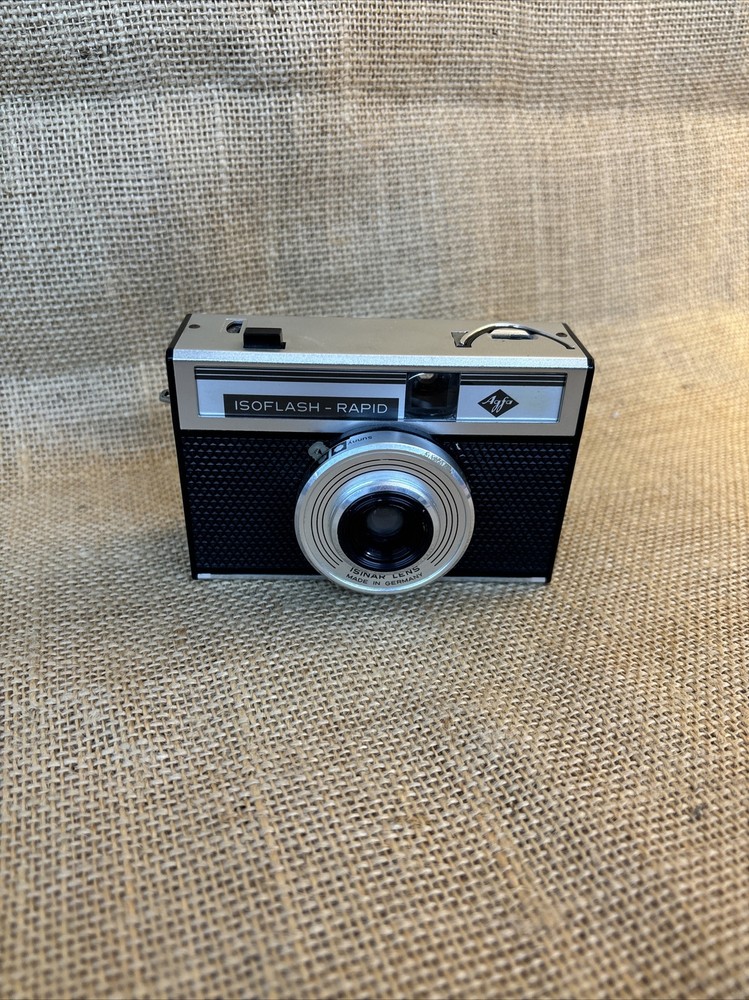 VINTAGE 1960s German ISOFLASH-RAPID Camera *