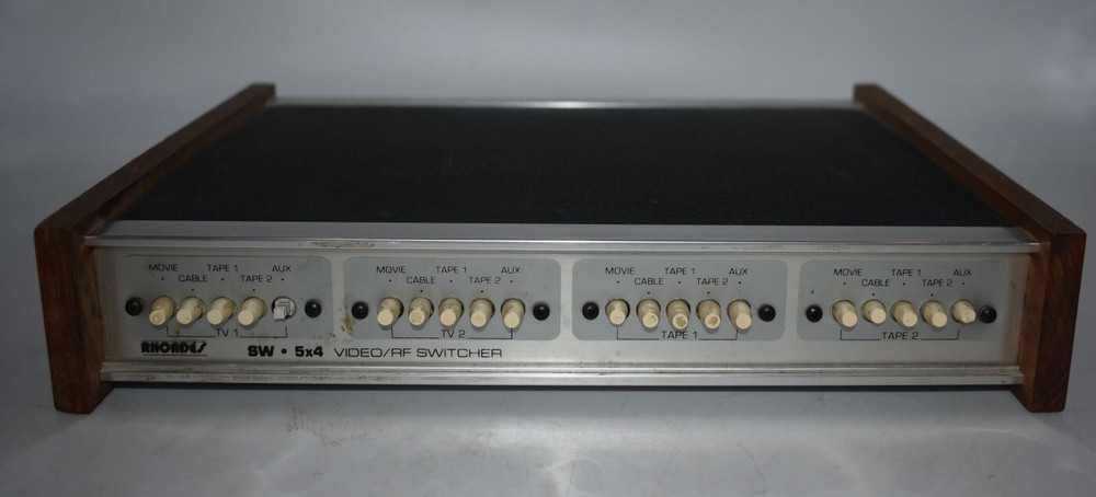 RHOADES RF/VIDEO SWITCHER SW 5X4 - VINTAGE