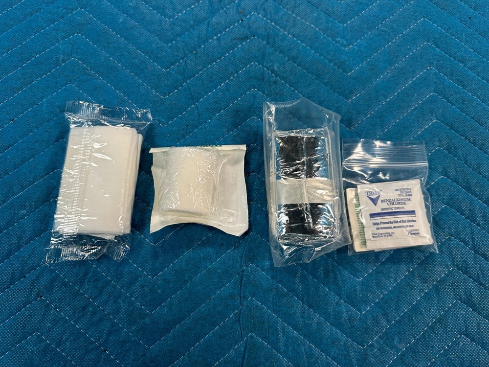 OEM Mercedes G500 First Aid Kit 2003