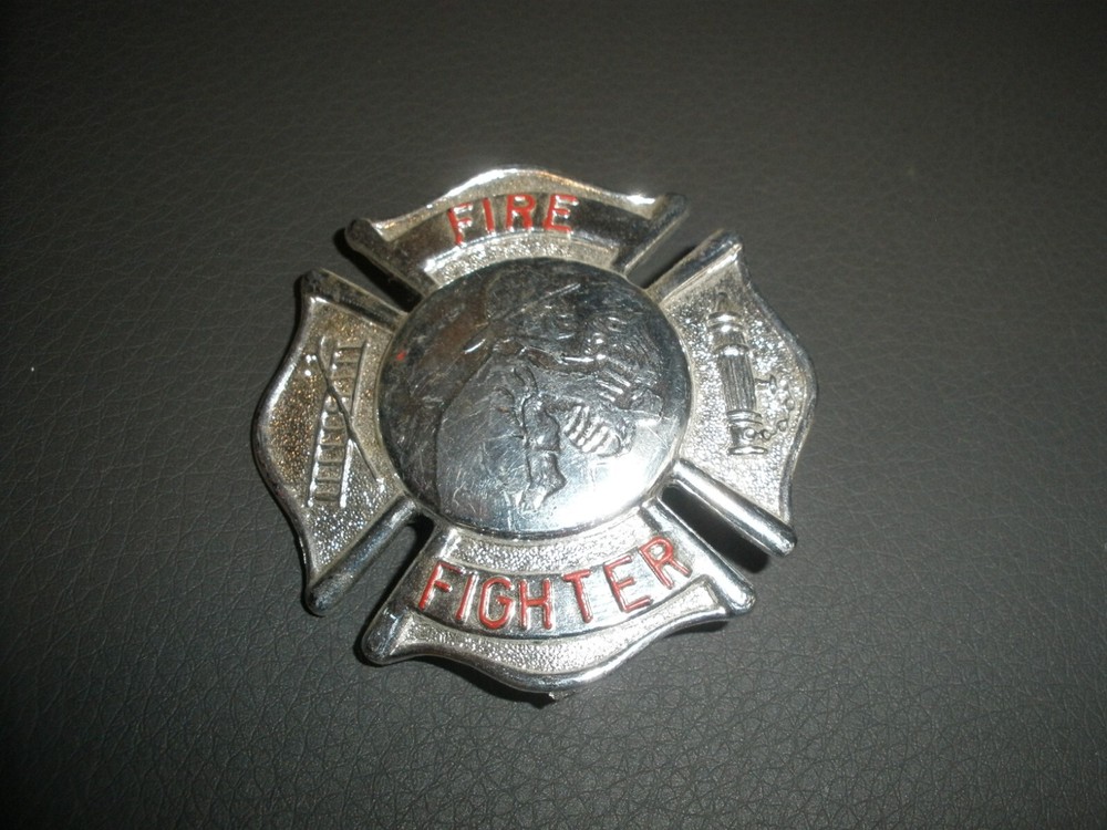 Plastic Child's Fire Fighter Badge 2" x 2" (4)