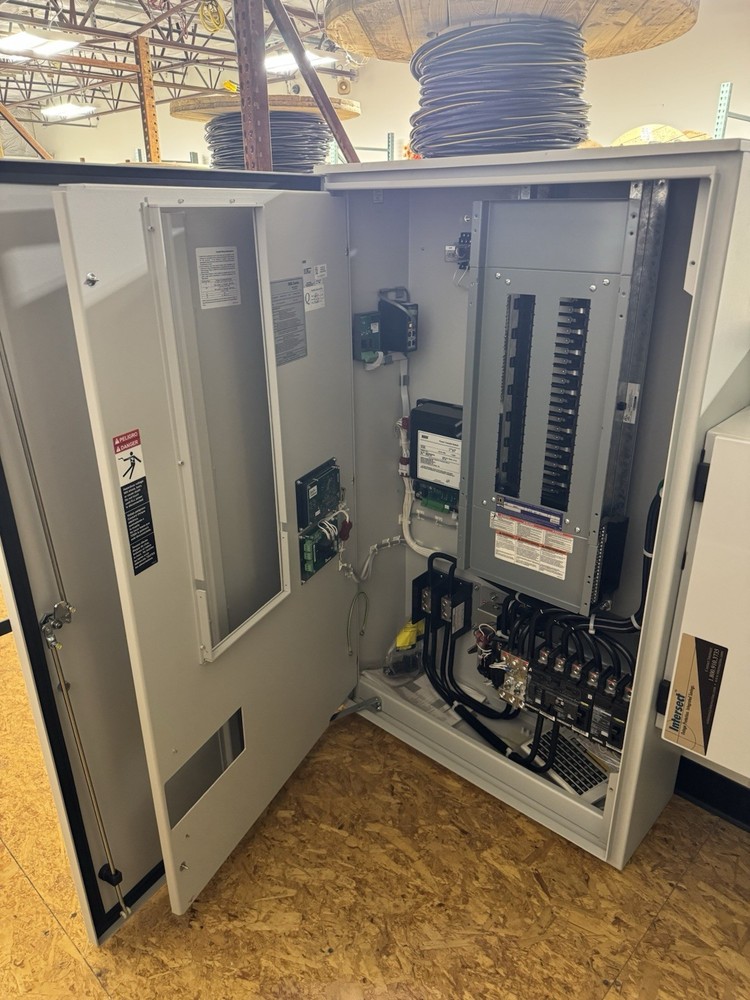 ASCO 200A Power Transfer Switch With Generator Plug