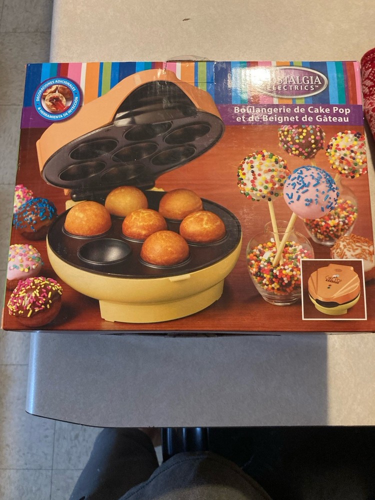 Nostalgia Electrics Cake Pop Bakery