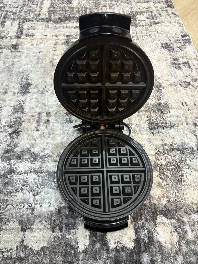 Used Oster Waffle Maker