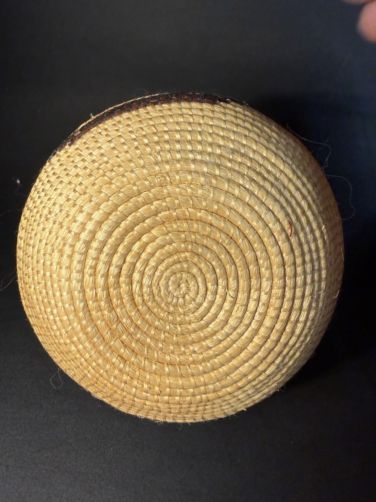 2 Small Woven Baskets Decor Pretty Vase & Bowl