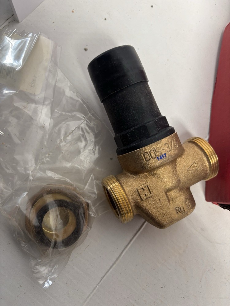 26005 Honeywell DS05C1048 3/4 in Single Union Sweat