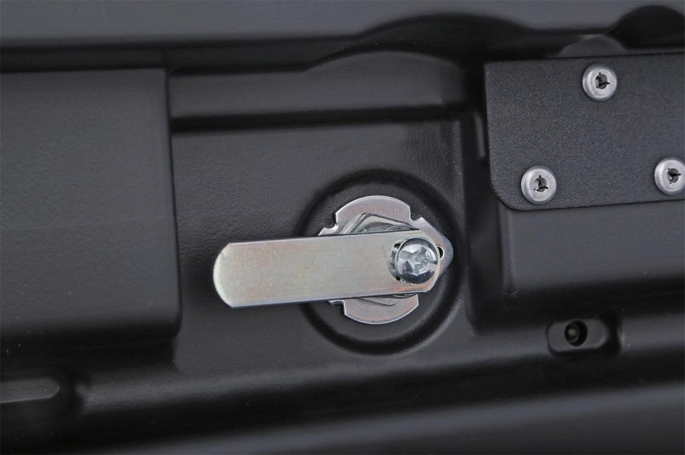 Dee Zee DZ6163P Specialty Series Poly Crossover Tool Box