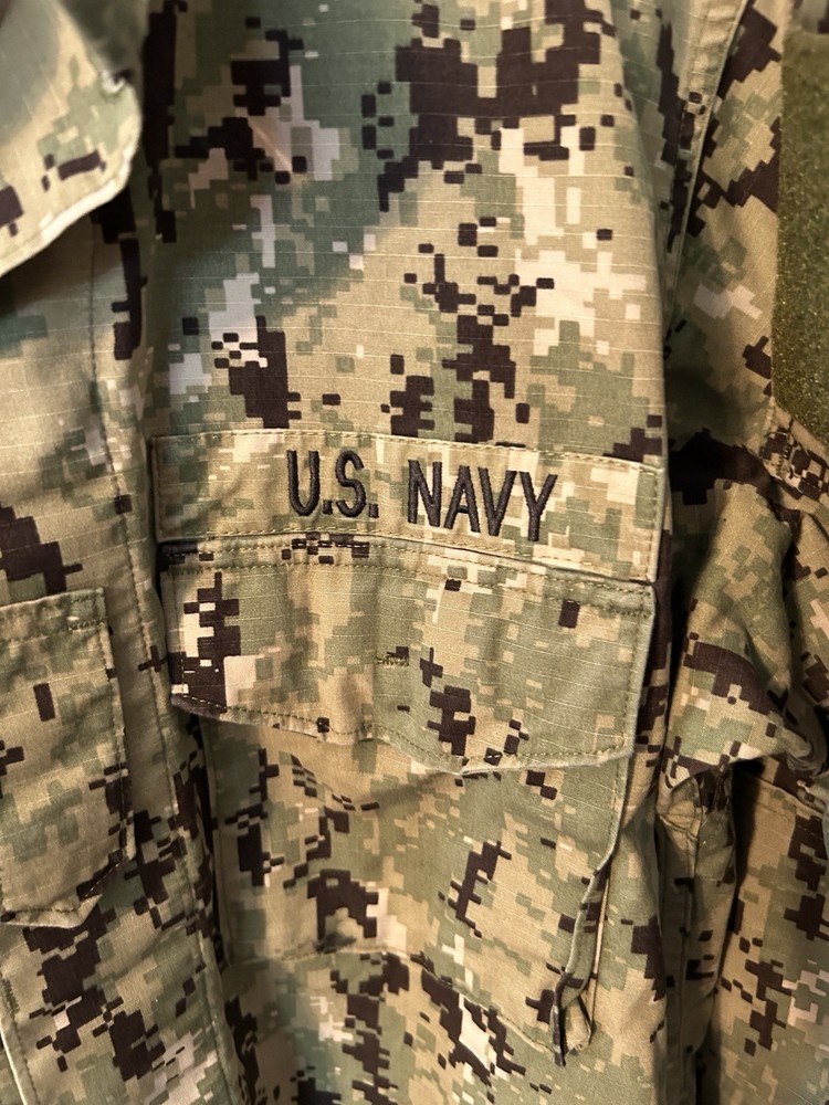 U.S. Navy Medium XX-Long Working Uniform Blouse Type III