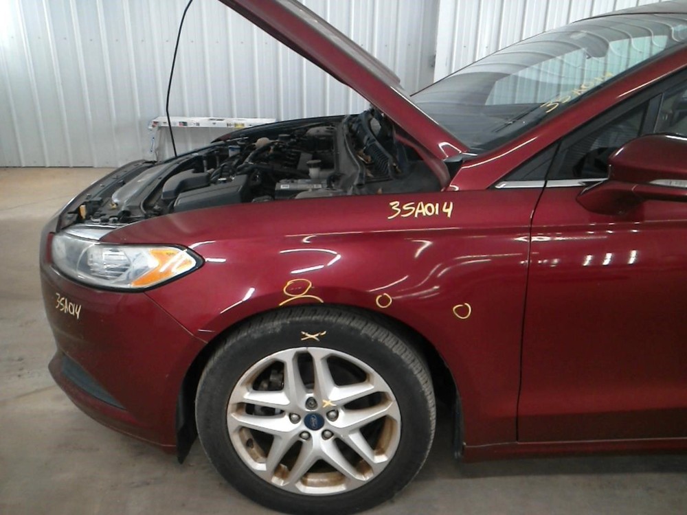 FUSION 2014 High Mounted Stop Light 104954603