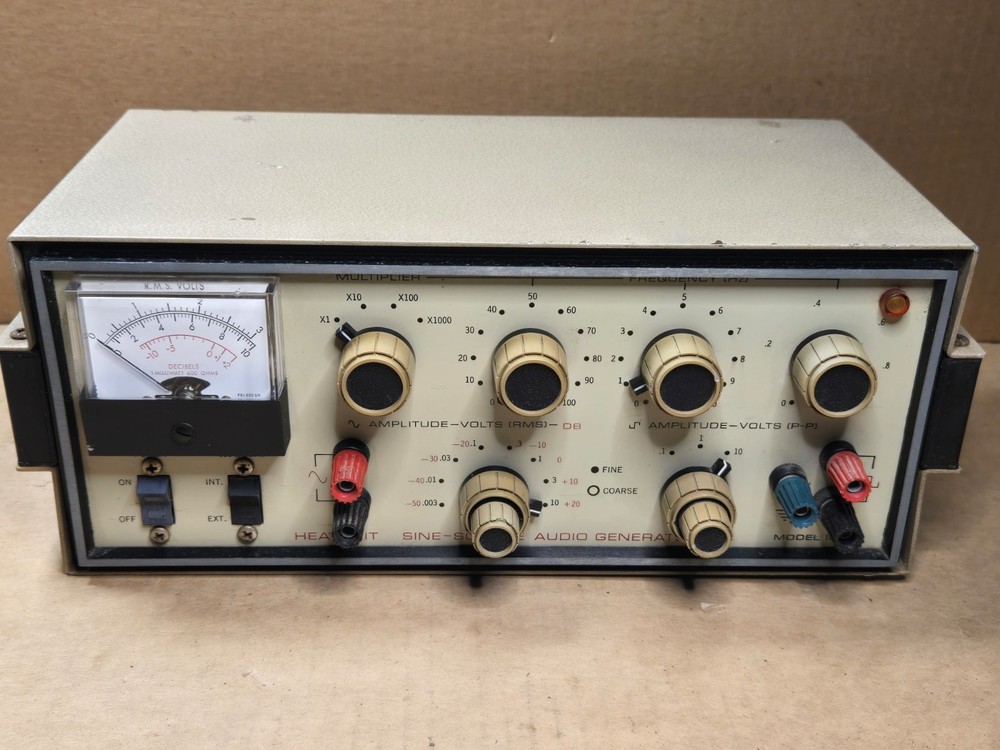 Heathkit IG-18A Low Distortion Audio Generator - Powers on - AS-IS - Untested