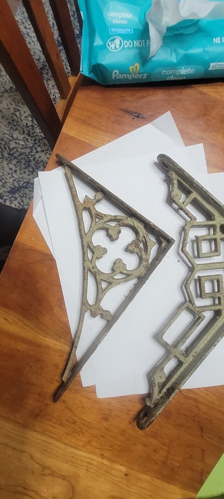 Antique Shelf Bracket S