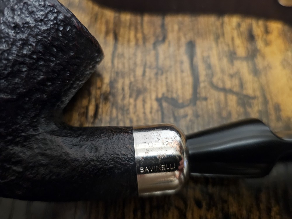 Savinelli Dry System 1611 Bent Dublin Rusticated Estate Pipe