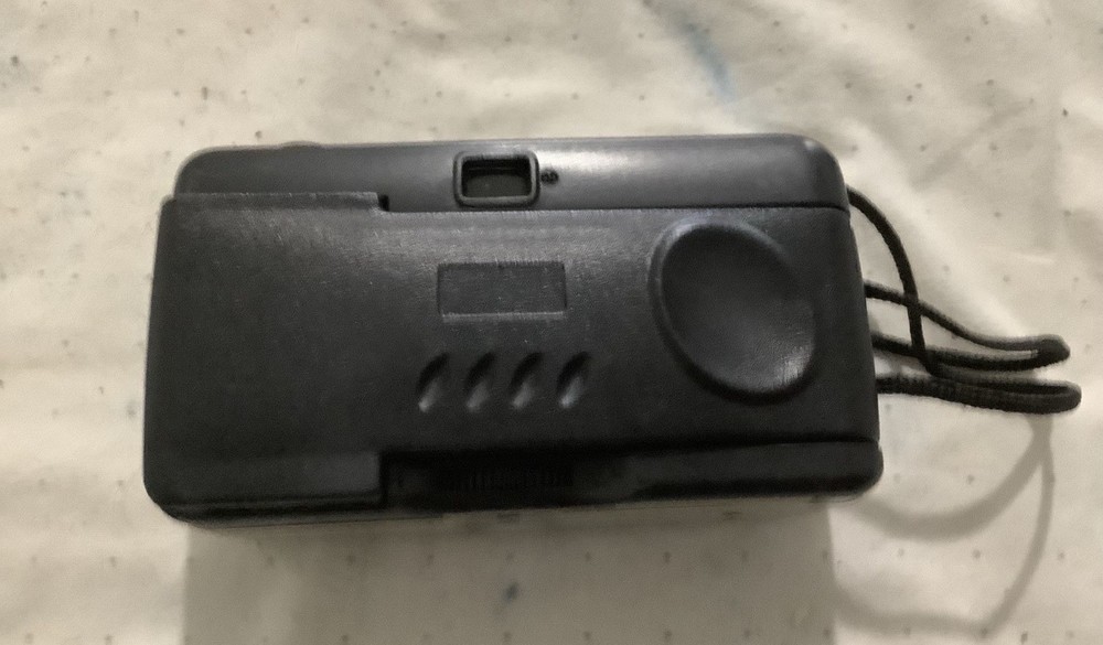 Vintage Camera aspen 2000 -UNTESTED