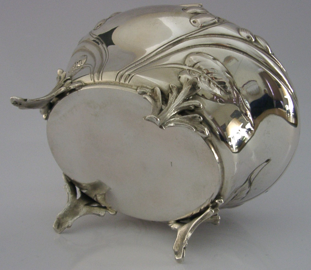 STUNNING LARGE 282g AUSTRIAN ART NOUVEAU 800 SOLID SILVER BOX