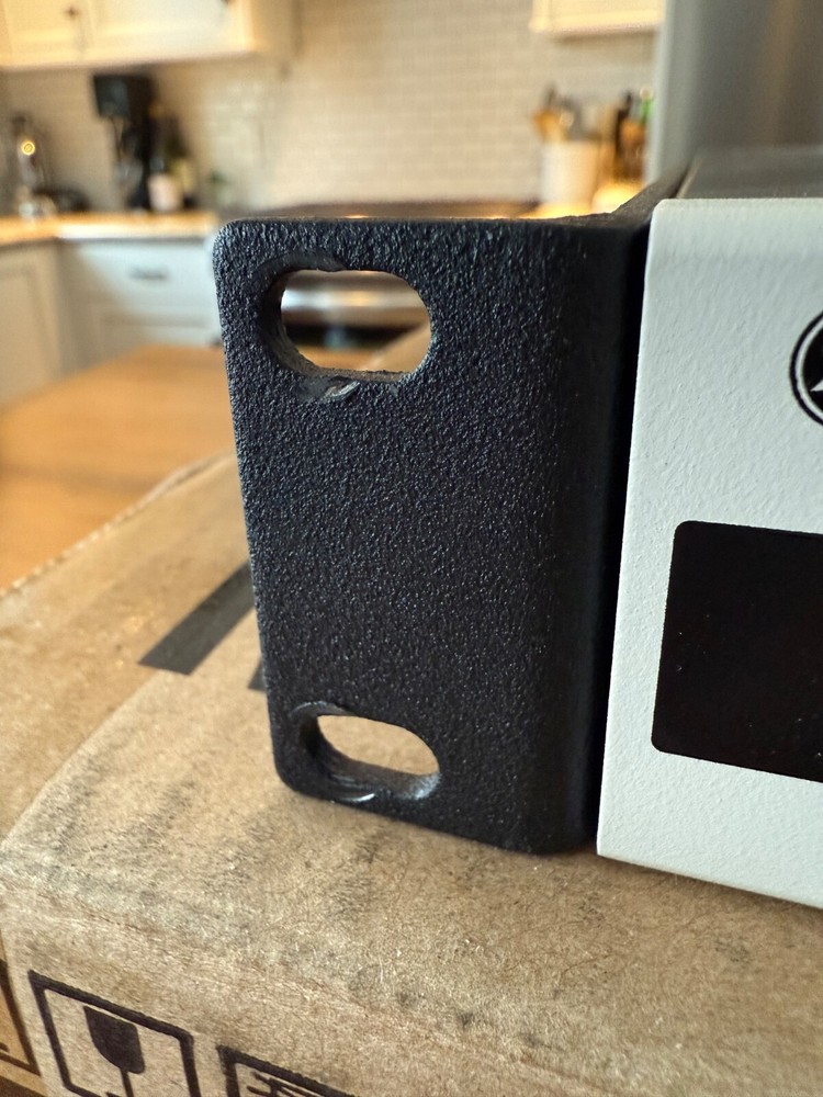 Yamaha MA2120 | Switchable Class-D Mixer Amplifier