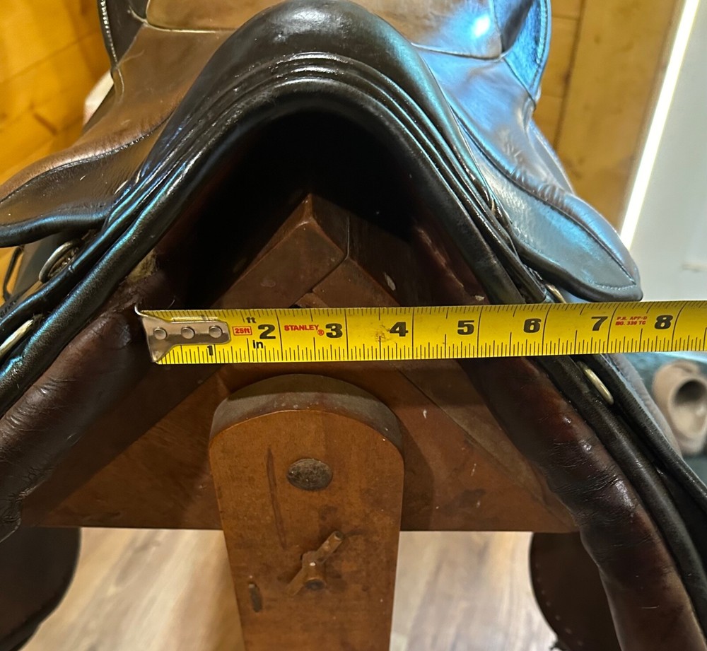 Stubben Two-Tone Imperator Saddle 17.5"