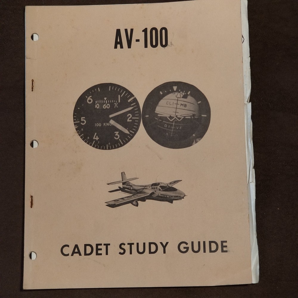 VTG MILITARIA CADET FLIGHT STUDY GUIDE AV100