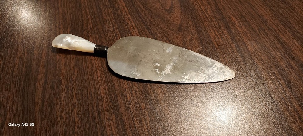Vintage mini Sterling Silver Pearl Handle Cake Pie Server, 8 inches