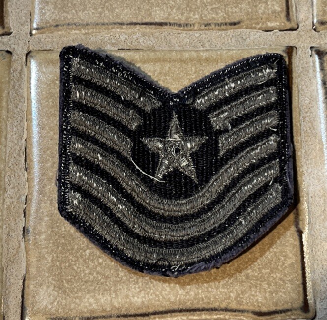 USAF US AIR FORCE MASTER SERGEANT RANK CHEVRON PATCH vintage E-7