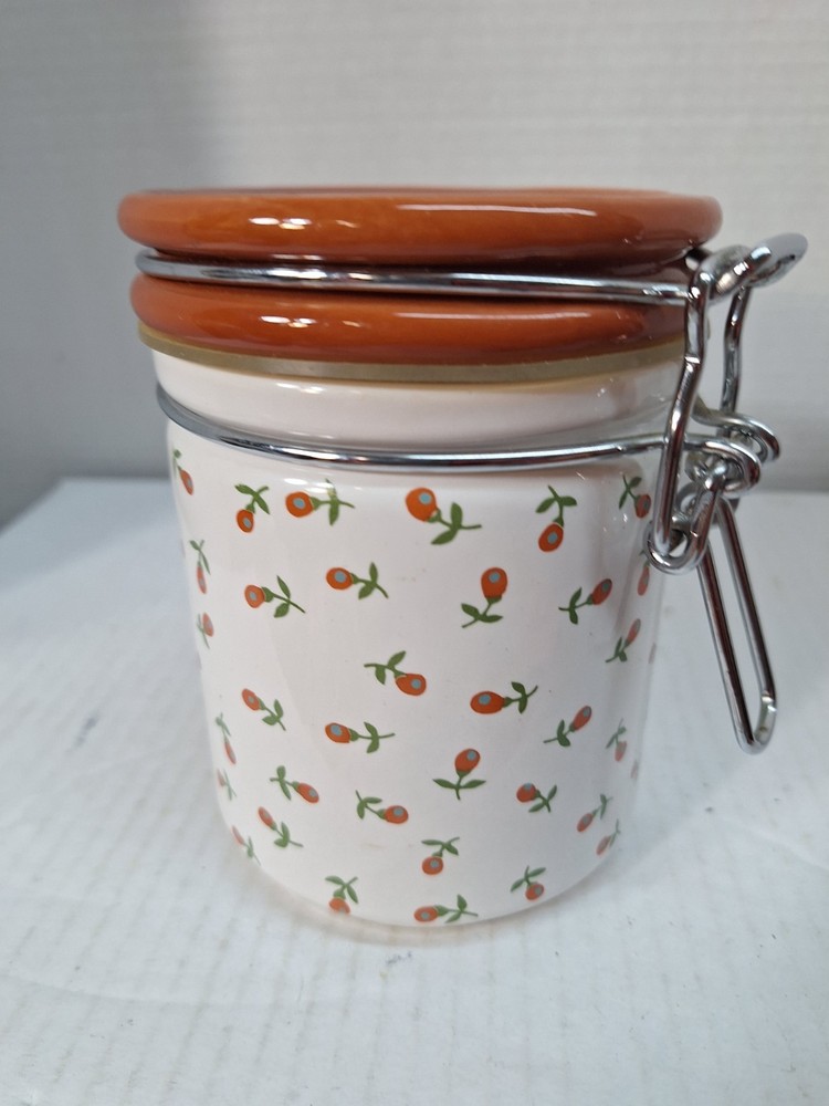 Vtg Popourri Press Canister