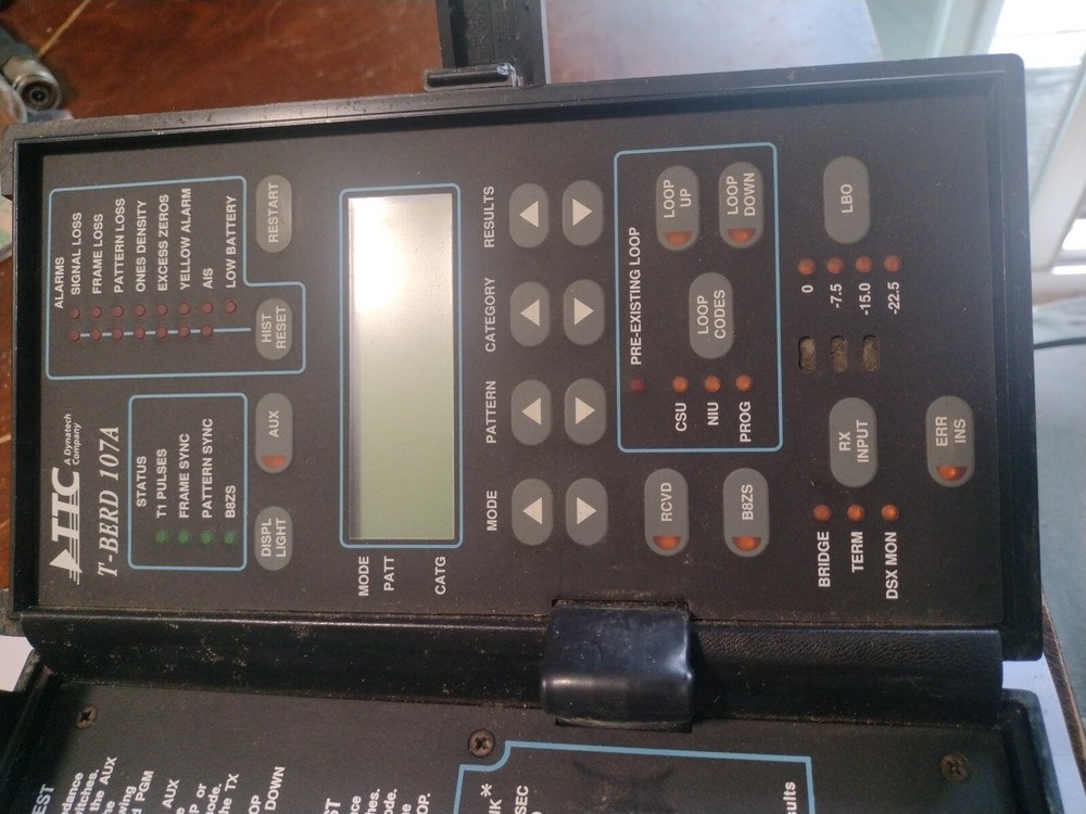 T-BERD 107A, T-CARRIER ANALYZER.