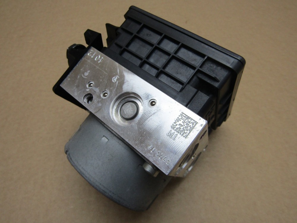 Triumph Rocket 3 GT 2.5 2020 ABS pump control module ATE (14310)