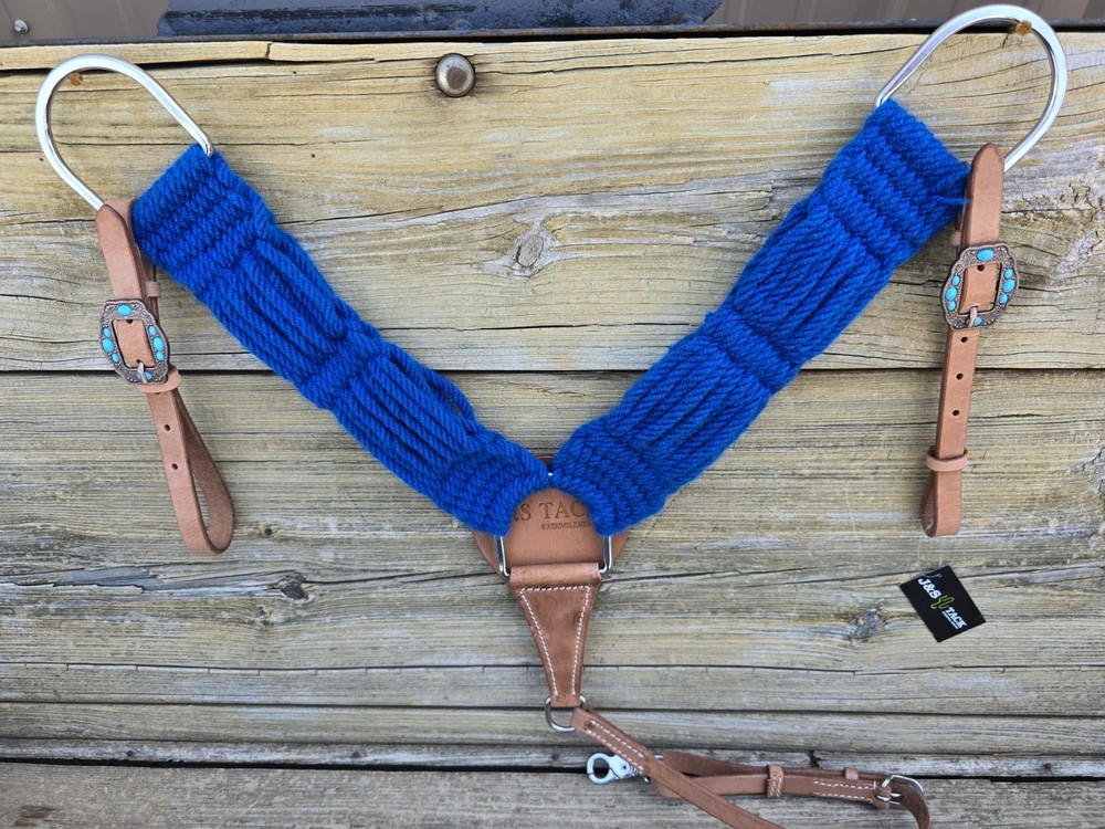 Blue NZ Merino Wool Breast Collar