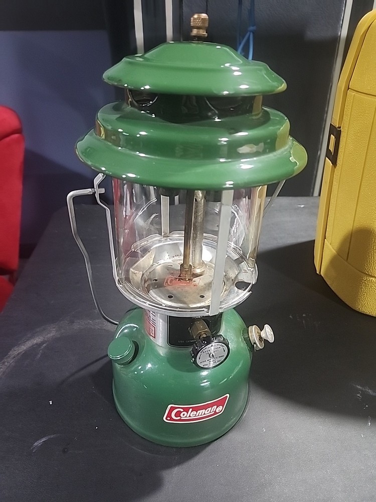 Coleman Lantern And Carry-Case Model 220J