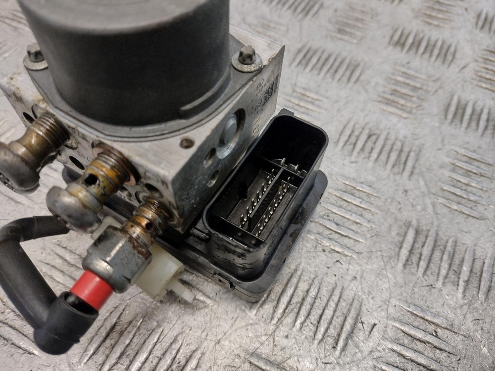 2015 KTM 690 ENDURO ABS Pump