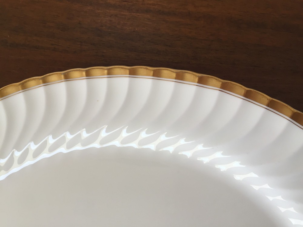 Minton GRANADA 15” Oval Serving Platter H4687