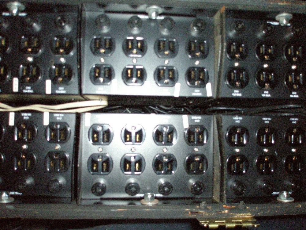 American DJ BPP-20 power packs