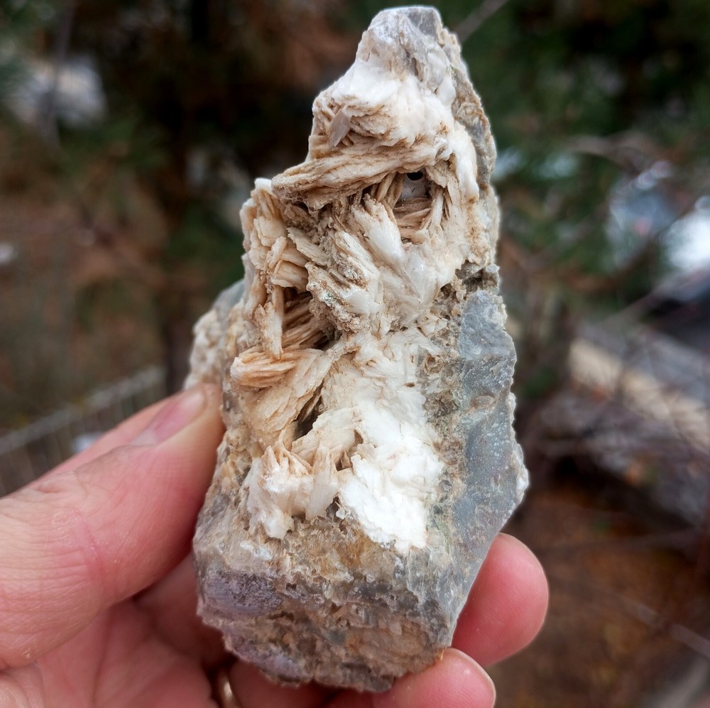 Bladed Barite Crystal Cluster