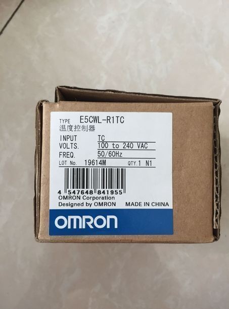 Omron E5CWL-R1TC Programmable Controller Module Automation New in box