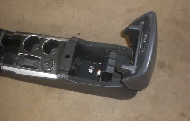2011-2015 Ford Explorer Front Floor Center Console XLT Select Shift Black OEM