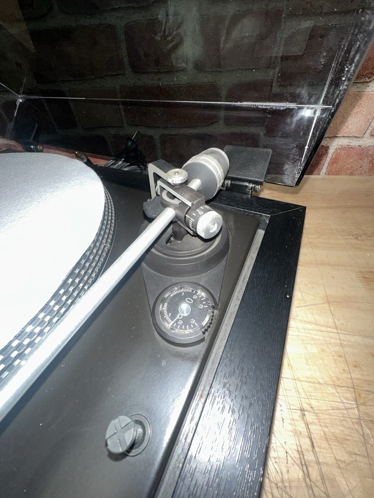 Dual 505-2 Turntable. Nice Shape!