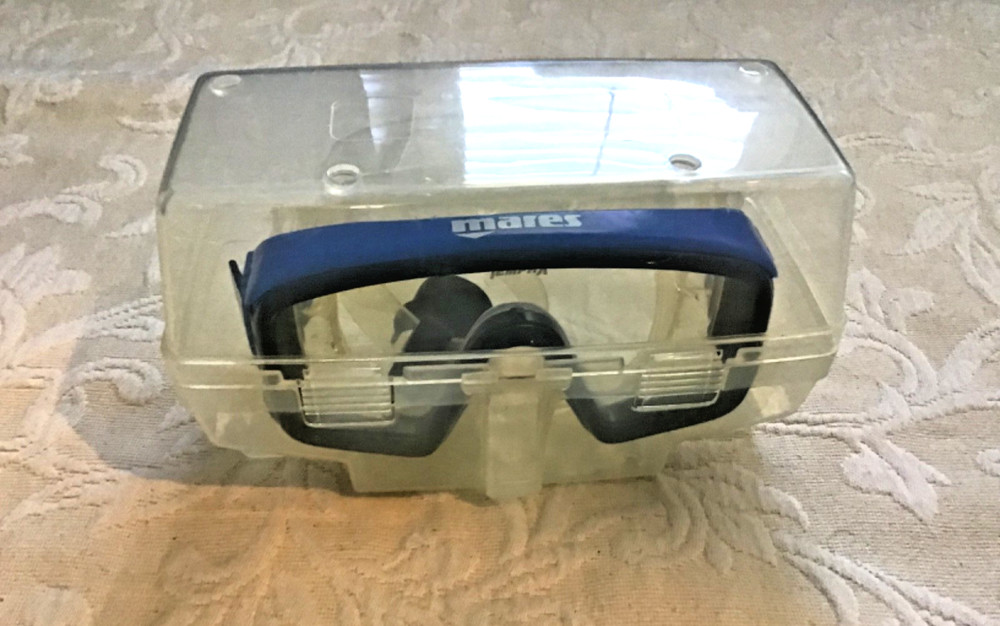 Mares Tempra Scuba Diving Goggles In Case