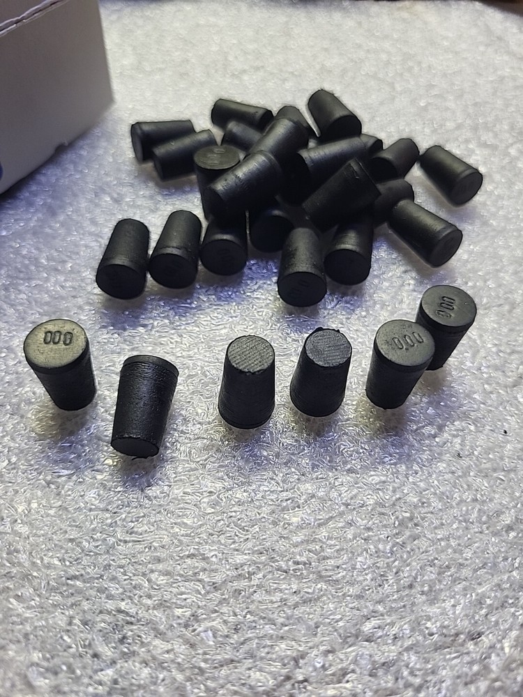 30 Pieces (Same Size) Very Small Solid Rubber Stoppers - Size # 000 1/2
