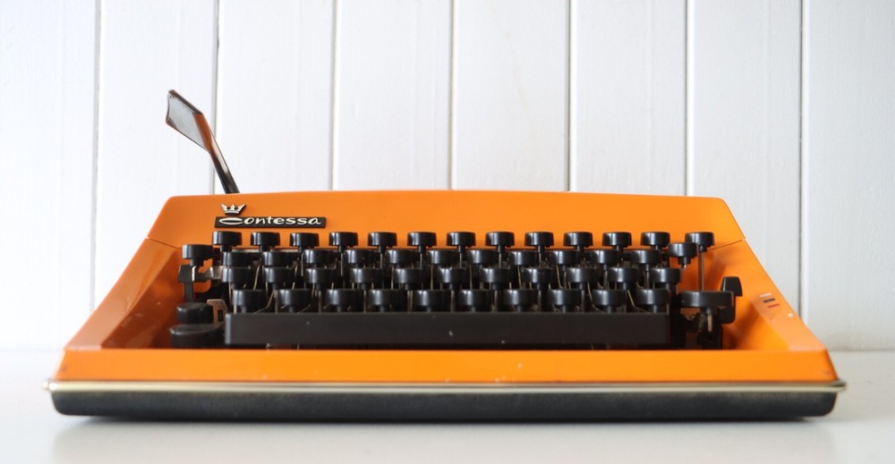 Contessa TYPEWRITER - Bright Orange - Excellent Working Condition!