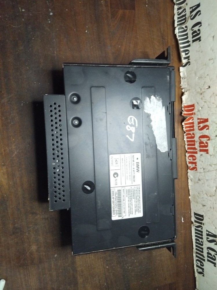 BMW E87 6 CD Disk Changer 6977759 - L13 #A4